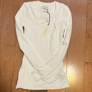 Aritzia White Contour Longsleeve